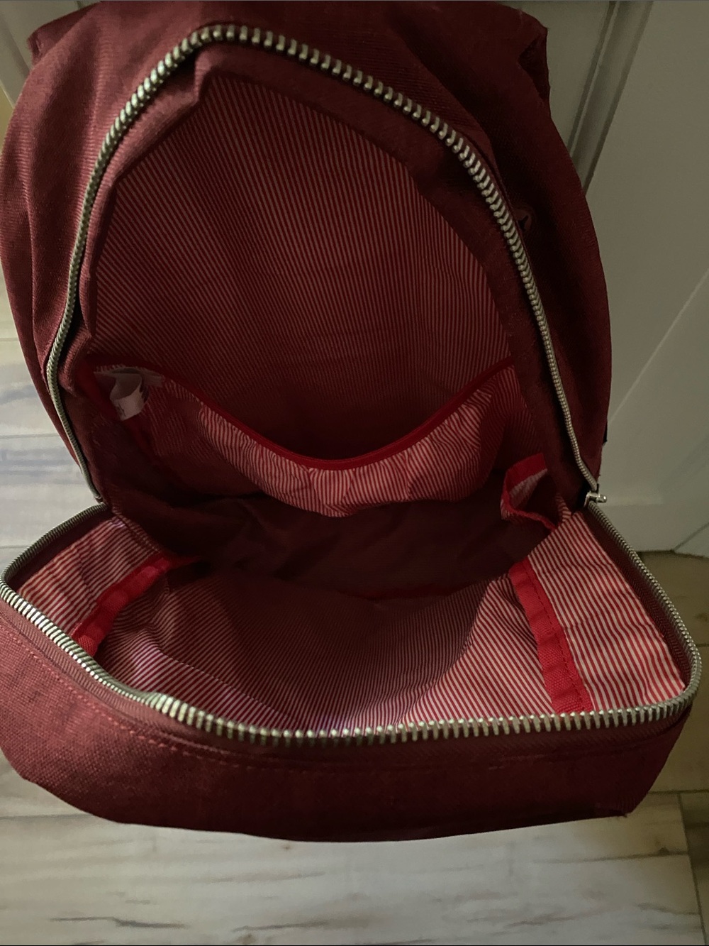 Herschel Supply Company Backpack in Maroon - Picture 2 of 3